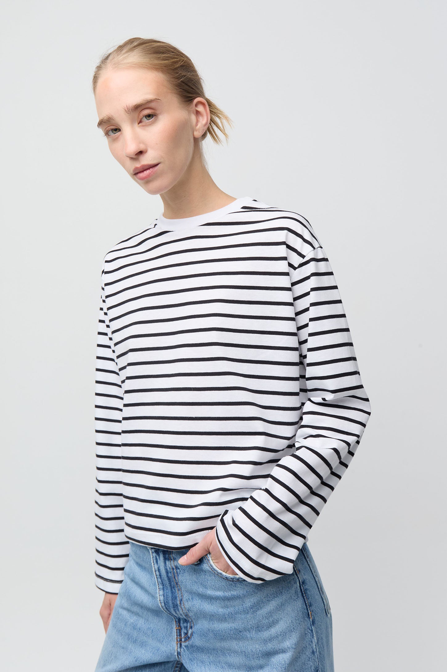 REMERA RAYAS